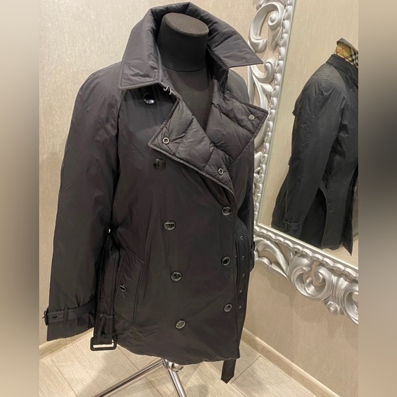 Burberry Down-Filled Cropped Trench coat - Picture 6 of 11
